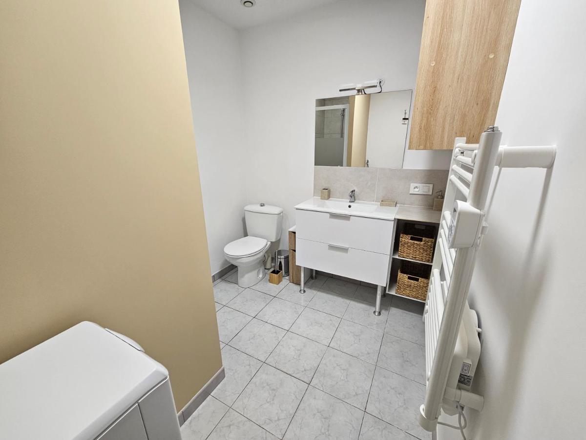Les Oliviers Appartement Ansouis Buitenkant foto