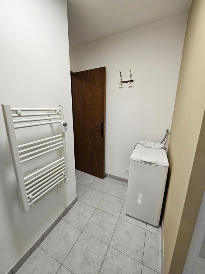 Les Oliviers Appartement Ansouis Buitenkant foto